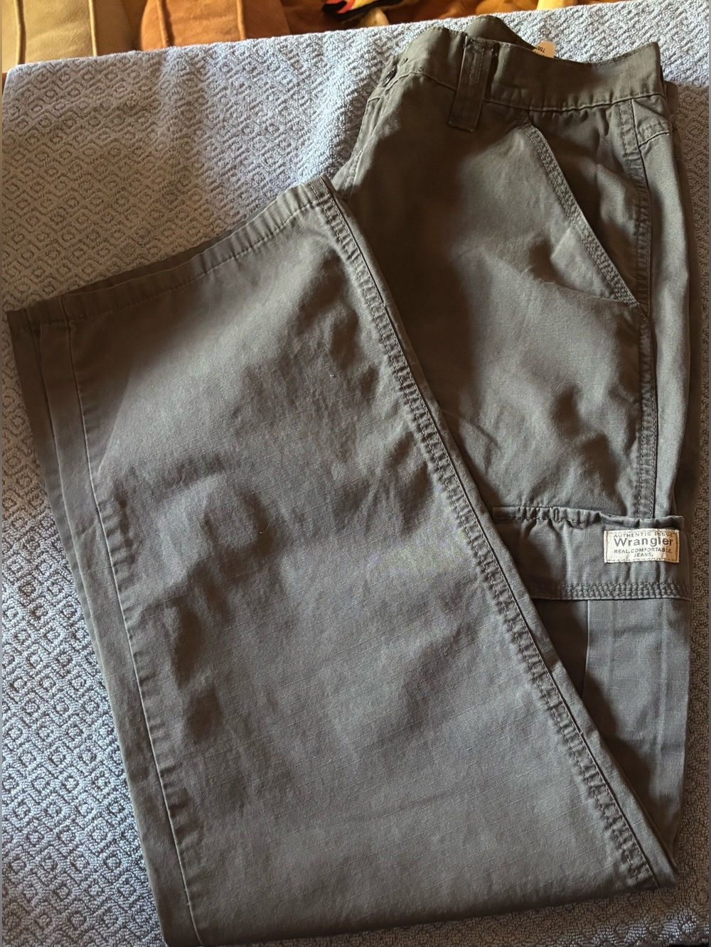 Wrangler Authentic Issue Men’s Ripstop Cargo Pants Olive green 34x31 Gorpcore